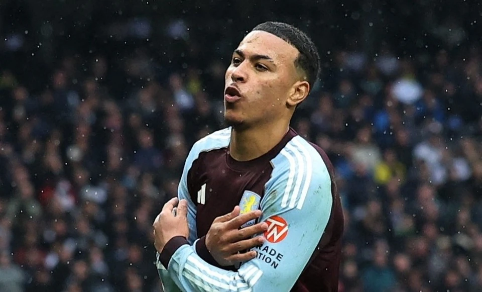 MU phá dớp 9 năm không thắng tại Anfield; Hải Phòng đẩy HAGL xuống đáy BXH V.League 2025/2026