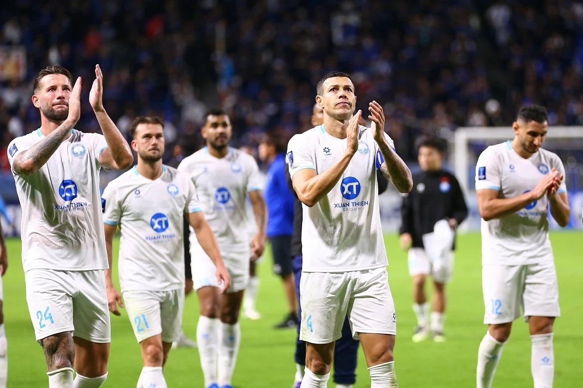 Các sao trẻ tỏa sáng rực rỡ ở Champions League; U22 Việt Nam “thử lửa” trước thềm SEA Games 33