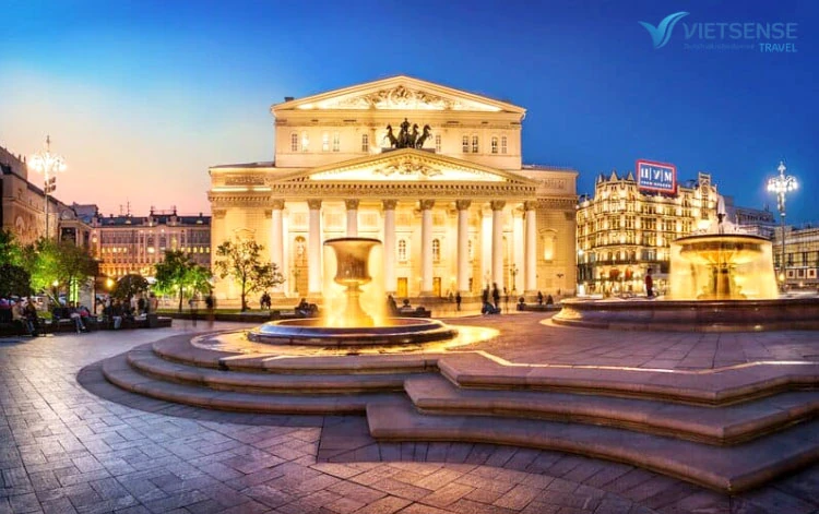 Hành trình qua các biểu tượng nước Nga - từ Quảng trường Đỏ đến Cung điện Mùa Đông