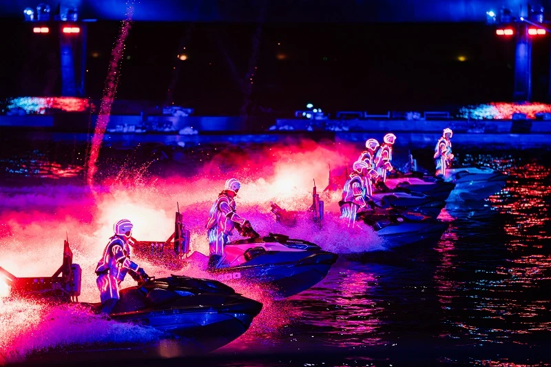 Hé lộ những hình ảnh đầu tiên toàn cảnh siêu show sắp tái xuất giữa biển trời Phú Quốc