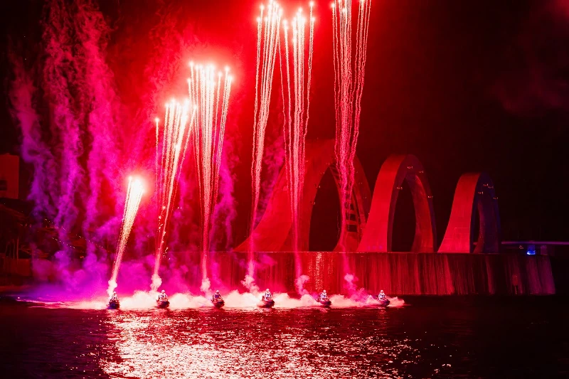 Hé lộ những hình ảnh đầu tiên toàn cảnh siêu show sắp tái xuất giữa biển trời Phú Quốc