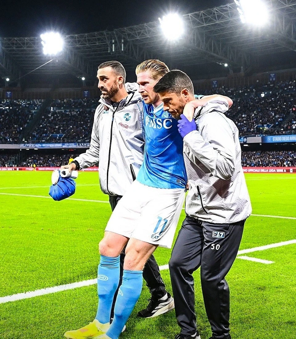 CAHN vươn lên nhì bảng V.League; Thể thao Việt Nam giành HCV đầu tiên tại Đại hội thể thao trẻ châu Á