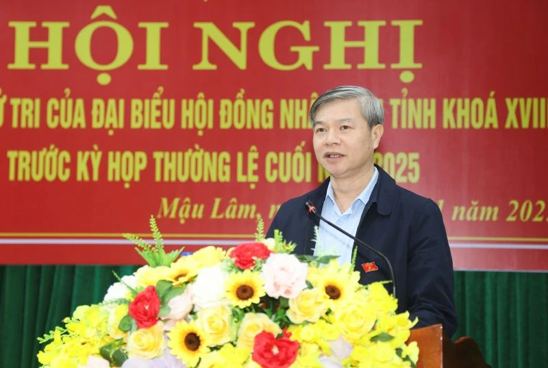 Cử tri xã Mậu Lâm đề nghị hỗ trợ phát triển hạ tầng thông tin phục vụ chuyển đổi số khu vực miền núi