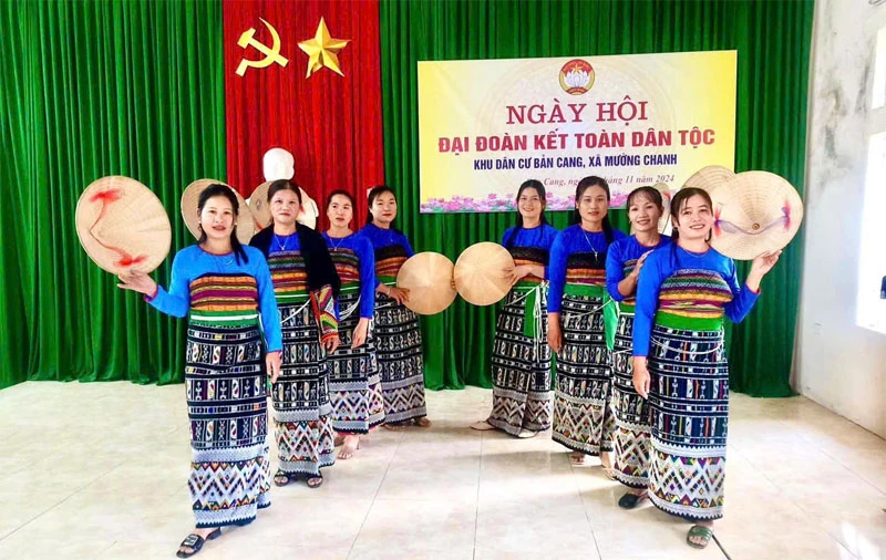 Mường Chanh bảo tồn các giá trị văn hóa dân tộc Thái, gắn với xây dựng bản làng, cơ quan văn hóa