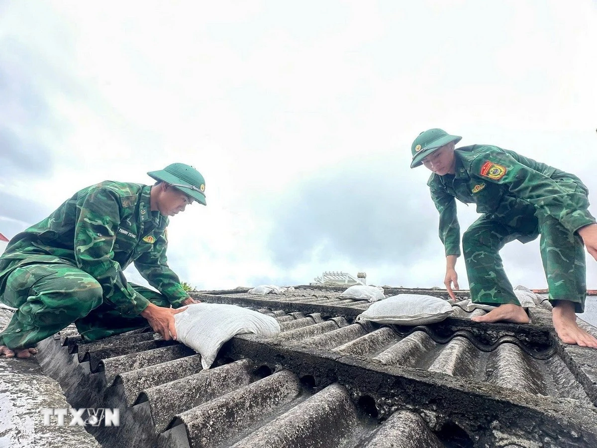 Bão số 13 di chuyển nhanh hơn, chỉ còn cách Quy Nhơn khoảng 450km
