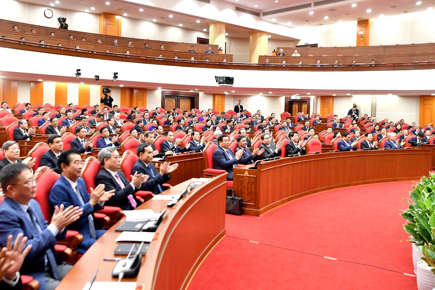 Bế mạc Hội nghị lần thứ 14 Ban Chấp hành Trung ương Đảng khóa XIII