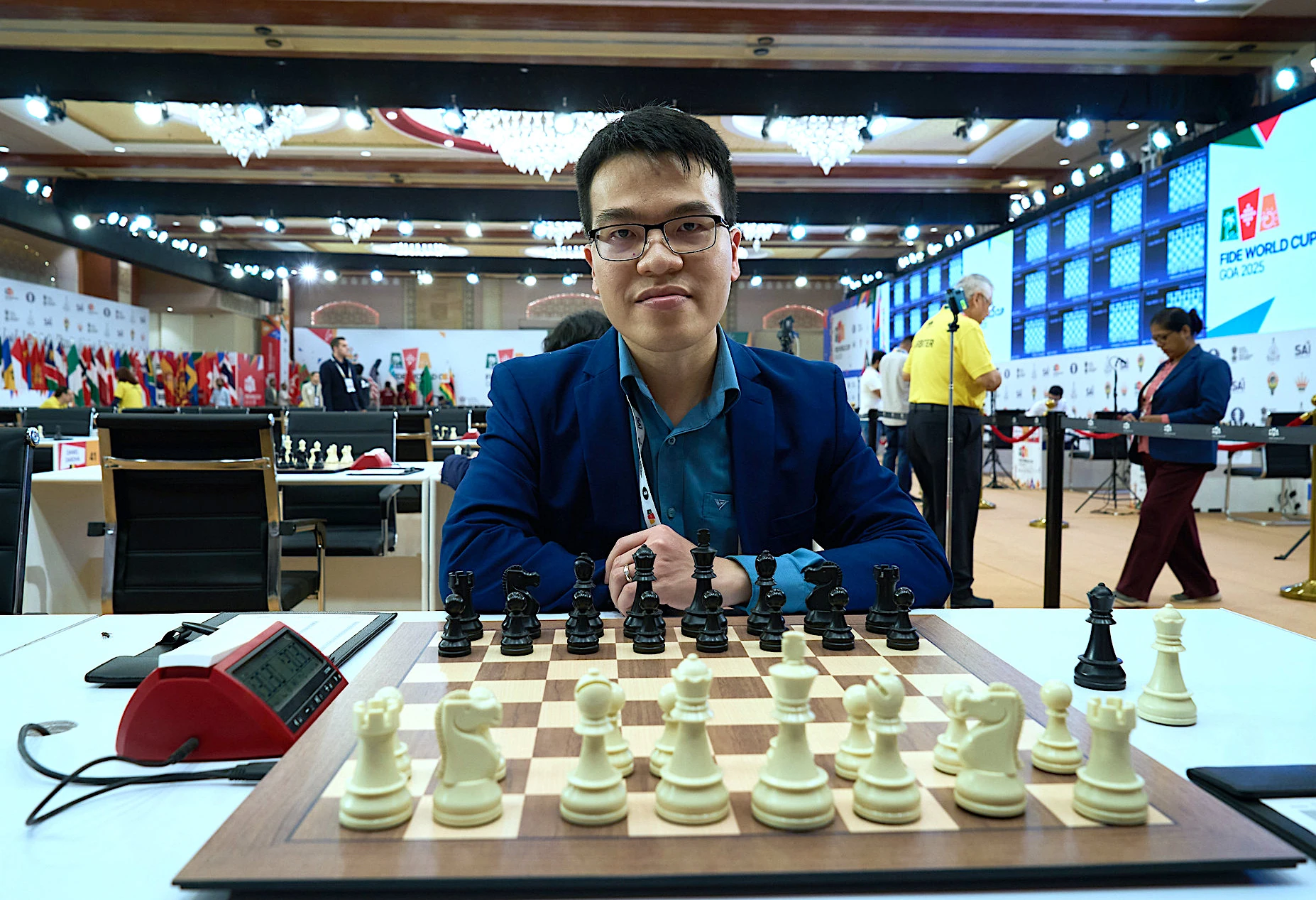 Xuân Son trở lại đội tuyển Việt Nam; Dembele và Yamal tái đấu ở giải The Best FIFA 2025