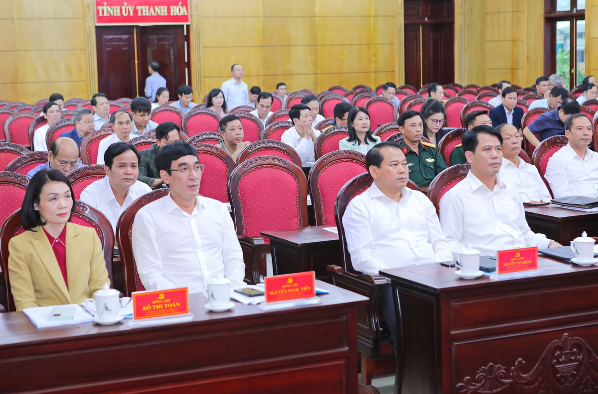 Lấy hiệu quả thực hiện nghị quyết làm thước đo uy tín của Đảng, niềm tin của Nhân dân và sức mạnh của cả hệ thống chính trị