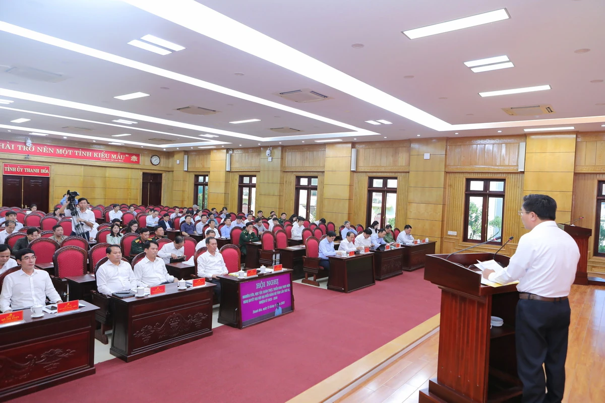 Lấy hiệu quả thực hiện nghị quyết làm thước đo uy tín của Đảng, niềm tin của Nhân dân và sức mạnh của cả hệ thống chính trị