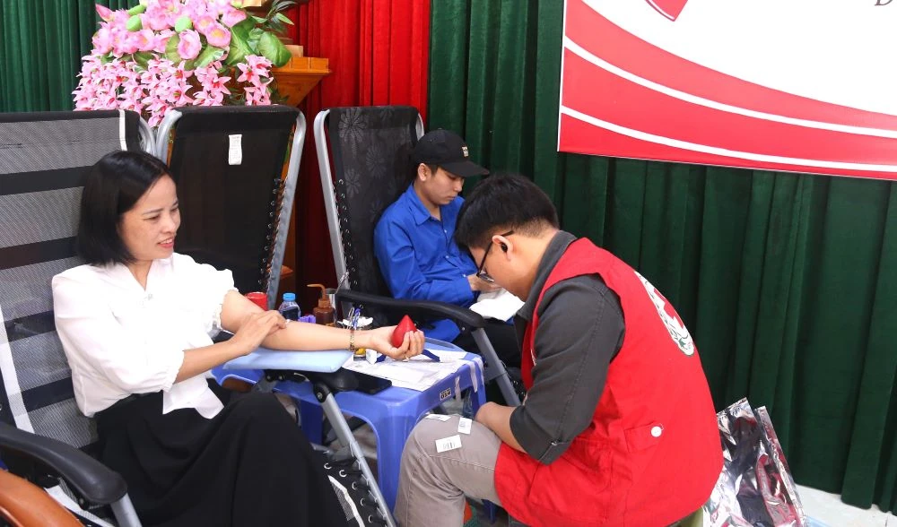 Xã Đồng Tiến: Tiếp nhận gần 170 đơn vị máu tại ngày hội hiến máu tình nguyện