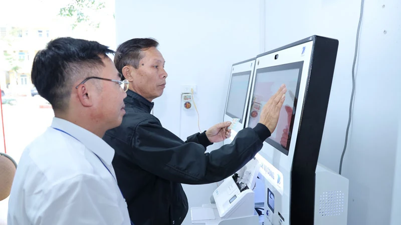 Cải cách hành chính gắn chuyển đổi số: Hướng đi đột phá ở Trúc Lâm