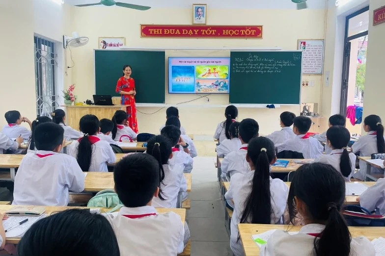 Ban hành quy định phân cấp thẩm quyền tuyển dụng nhà giáo