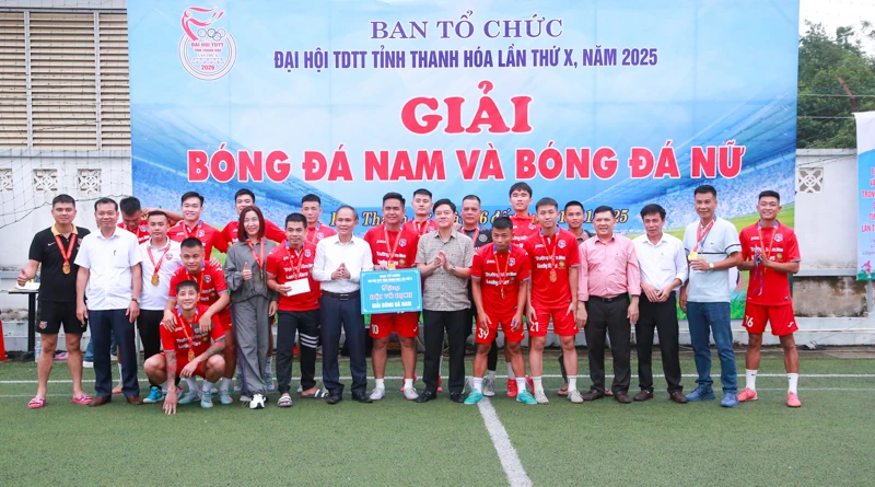 Bế mạc Giải bóng đá nam, nữ trong chương trình Đại hội Thể dục thể thao tỉnh Thanh Hóa