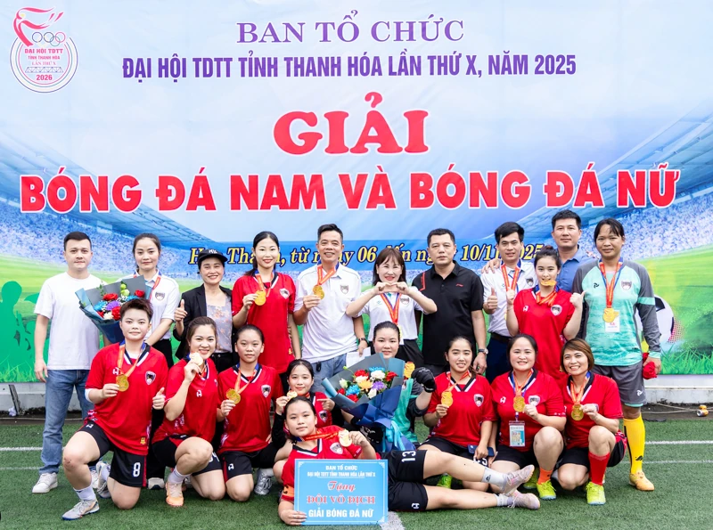 Bế mạc Giải bóng đá nam, nữ trong chương trình Đại hội Thể dục thể thao tỉnh Thanh Hóa