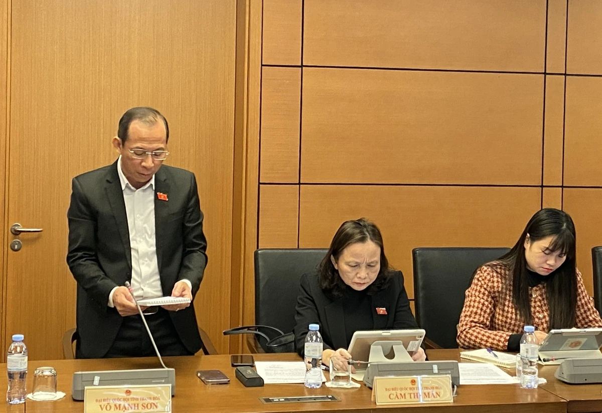 Đoàn ĐBQH Thanh Hóa góp ý về dự thảo Nghị quyết của Quốc hội quy định một số cơ chế, chính sách tháo gỡ khó khăn, vướng mắc trong tổ chức thi hành Luật Đất đai