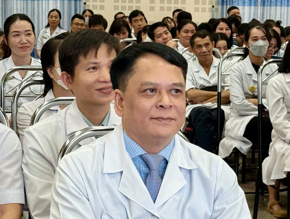 Tập huấn “Thay đổi phong cách, thái độ phục vụ - Nâng cao chất lượng dịch vụ y tế hướng đến sự hài lòng người bệnh”