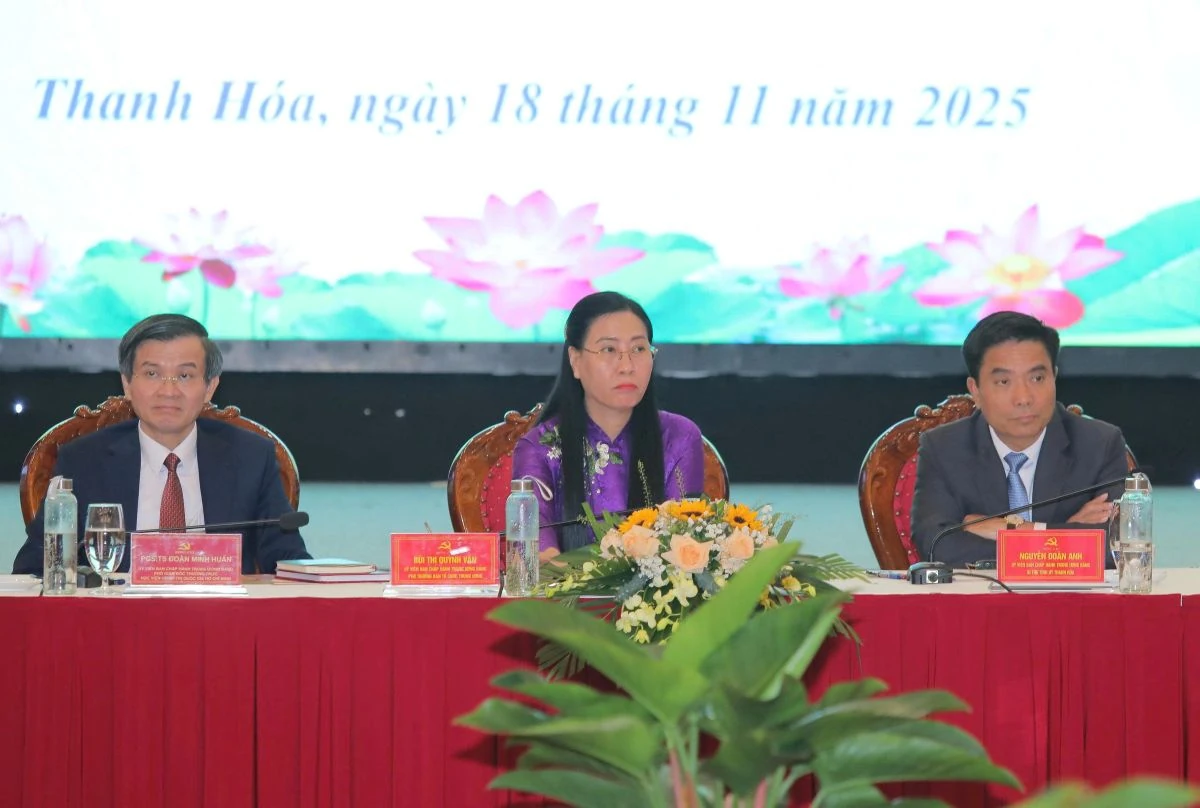 Tiếp tục đổi mới và nâng cao chất lượng sinh hoạt chi bộ trong kỷ nguyên mới