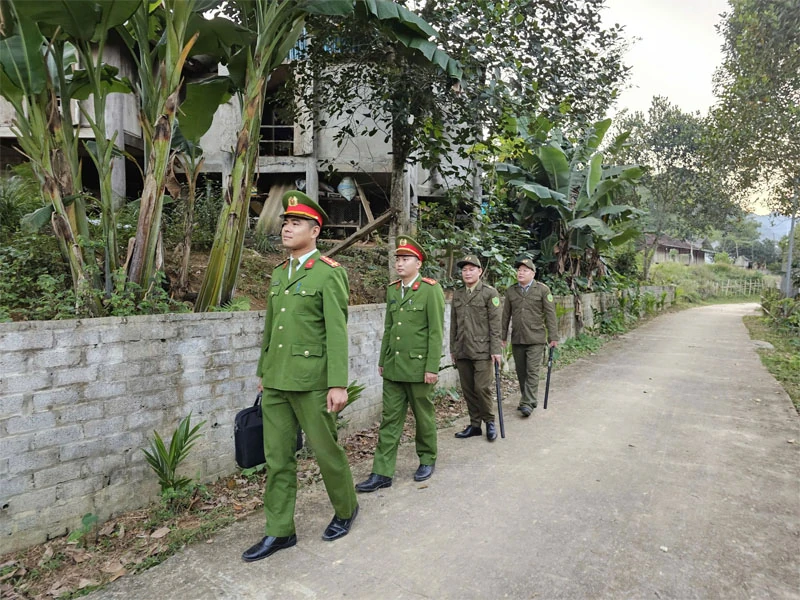 Bám sát địa bàn, giữ vững an ninh trật tự từ cơ sở