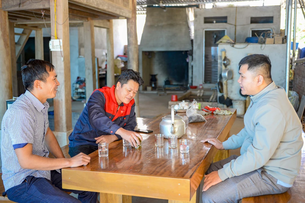 Trên khu tái định cư Co Hương