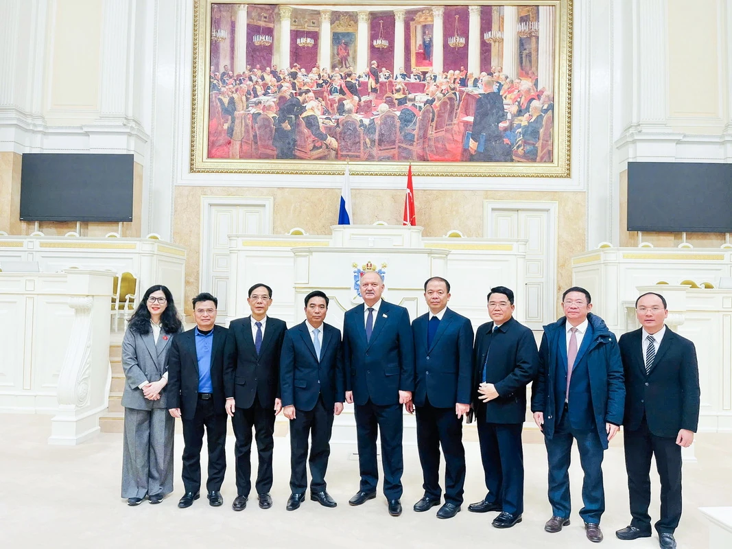 Bí thư Tỉnh ủy Nguyễn Doãn Anh làm việc với Hội đồng Lập pháp thành phố Saint Petersburg, Liên bang Nga