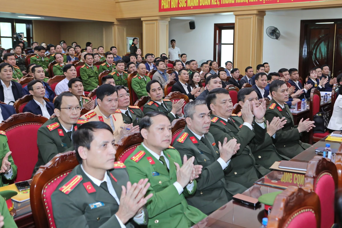 Tăng cường bảo đảm an ninh công nhân; ANTT Khu kinh tế Nghi Sơn và hệ thống truyền tải điện 500Kv