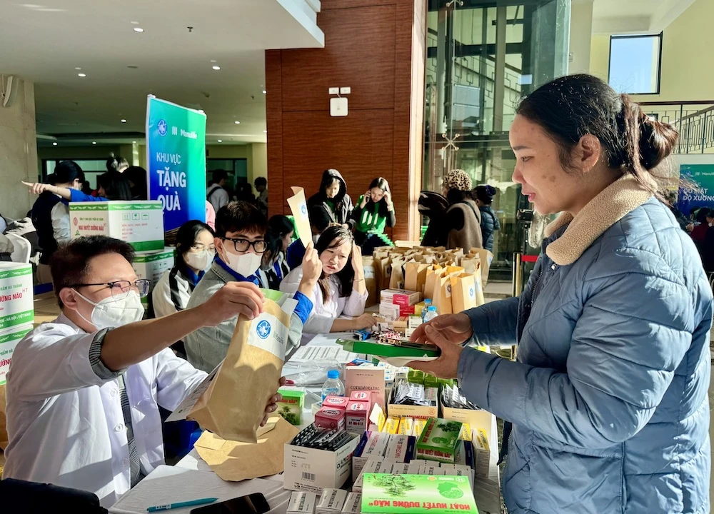 Hơn 1.000 người dân được khám sức khỏe tại Ngày hội “Sống khỏe mỗi ngày 2025”