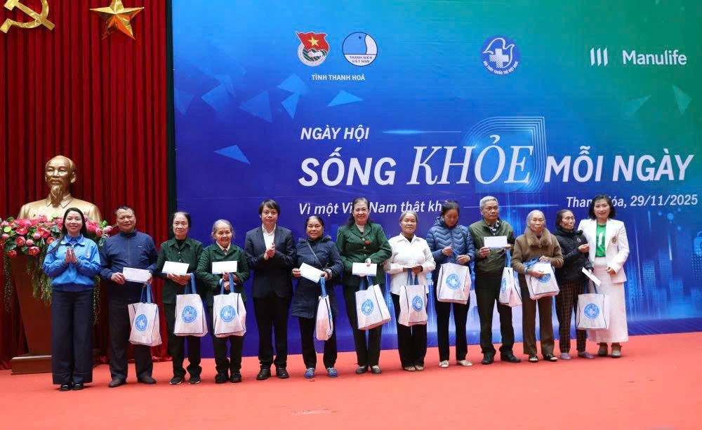 Hơn 1.000 người dân được khám sức khỏe tại Ngày hội “Sống khỏe mỗi ngày 2025”