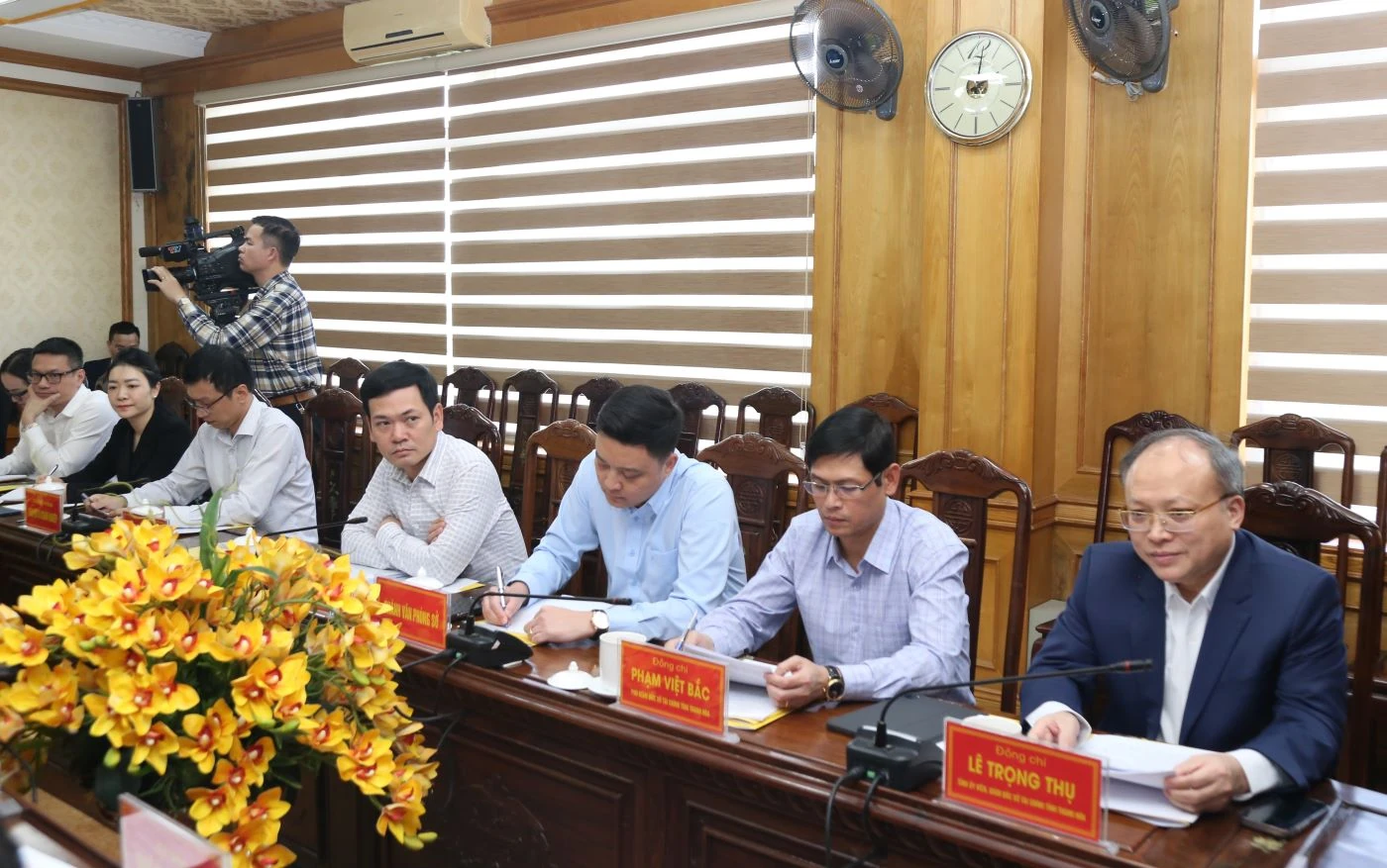 Chủ tịch UBND tỉnh Nguyễn Hoài Anh làm việc với Sở Tài chính về tình hình thực hiện nhiệm vụ năm 2025