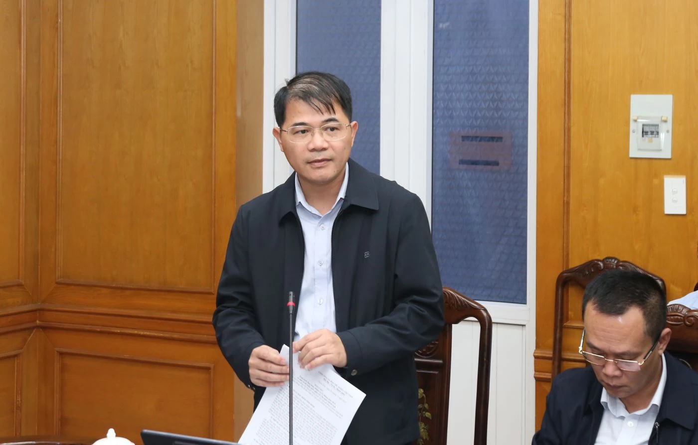 Chủ tịch UBND tỉnh Nguyễn Hoài Anh làm việc với Sở Tài chính về tình hình thực hiện nhiệm vụ năm 2025