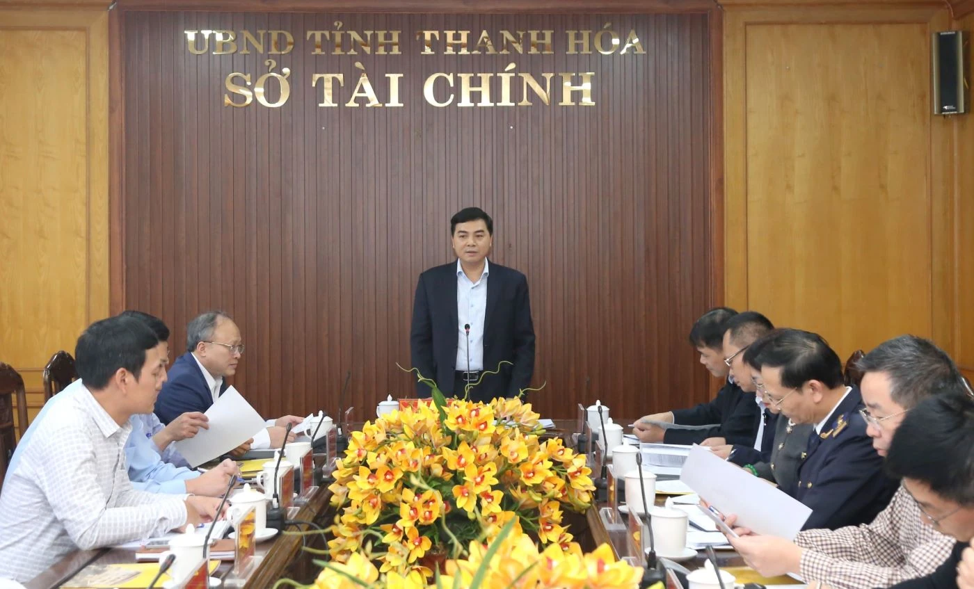 Chủ tịch UBND tỉnh Nguyễn Hoài Anh làm việc với Sở Tài chính về tình hình thực hiện nhiệm vụ năm 2025