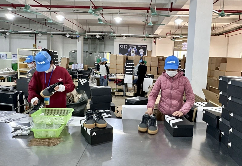 Công nhân, viên chức, lao động tiên phong hiện thực hóa khát vọng văn minh, thịnh vượng 