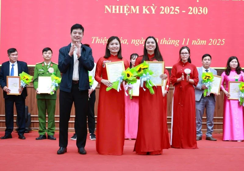 Chung kết cuộc thi tìm hiểu Nghị quyết Đại hội Đảng các cấp tại xã Thiệu Hóa