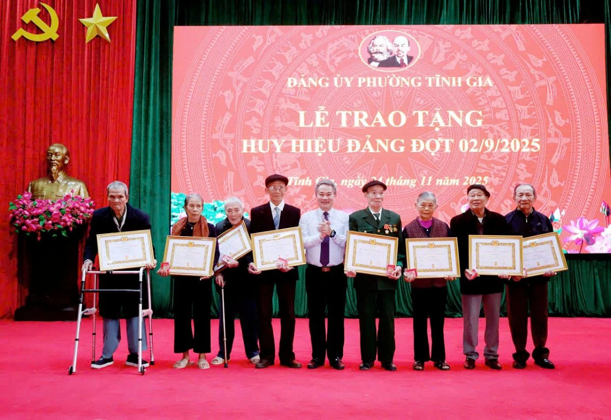 Phường Tĩnh Gia triển khai học tập, quán triệt Nghị quyết Đại hội Đảng bộ tỉnh lần thứ XX và Đảng bộ phường lần thứ I