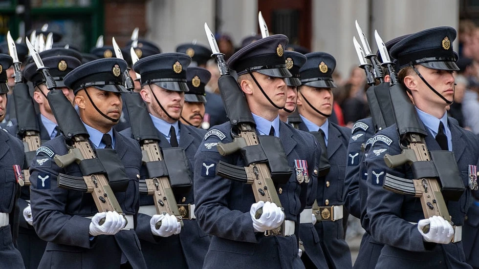 Khả năng phòng thủ của một cường quốc châu Âu bị đặt dấu hỏi lớn