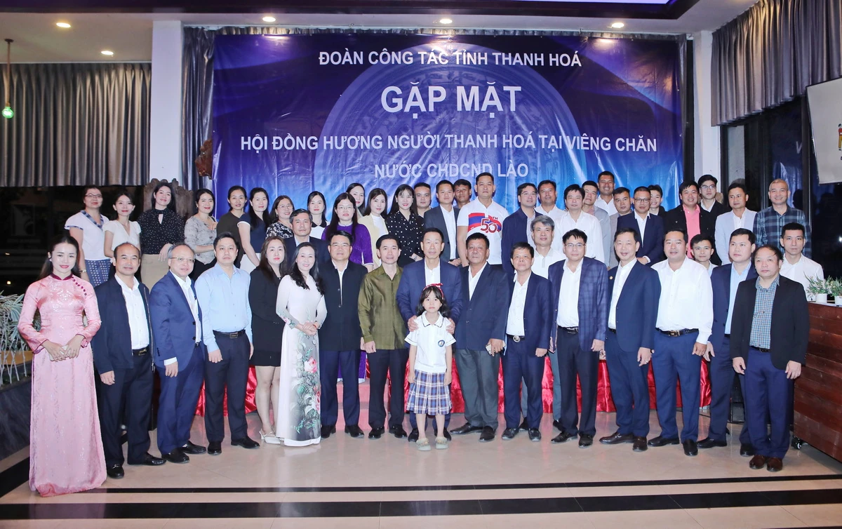 Đoàn đại biểu tỉnh Thanh Hóa thăm doanh nghiệp và gặp gỡ người Thanh Hóa sinh sống, làm việc tại Thủ đô Viêng Chăn