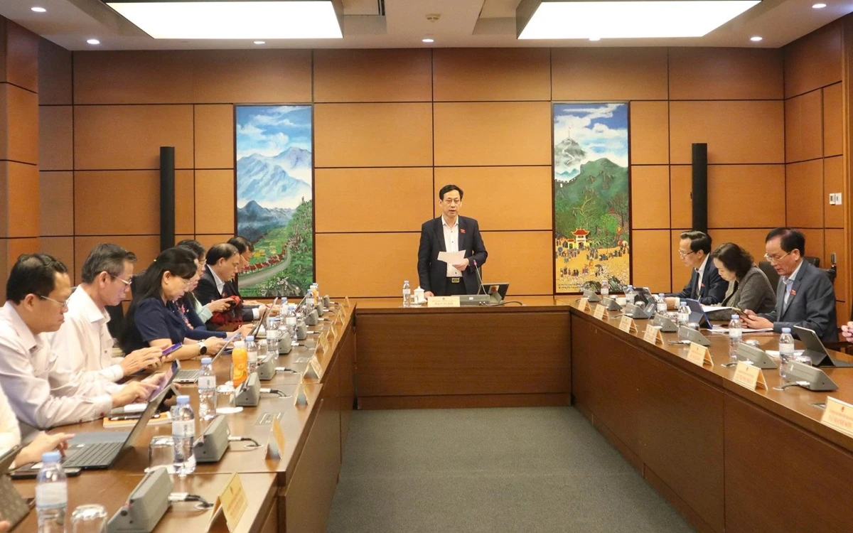 Đoàn ĐBQH Thanh Hóa tham gia góp ý vào các chủ trương đầu tư, dự thảo Nghị quyết của Quốc hội