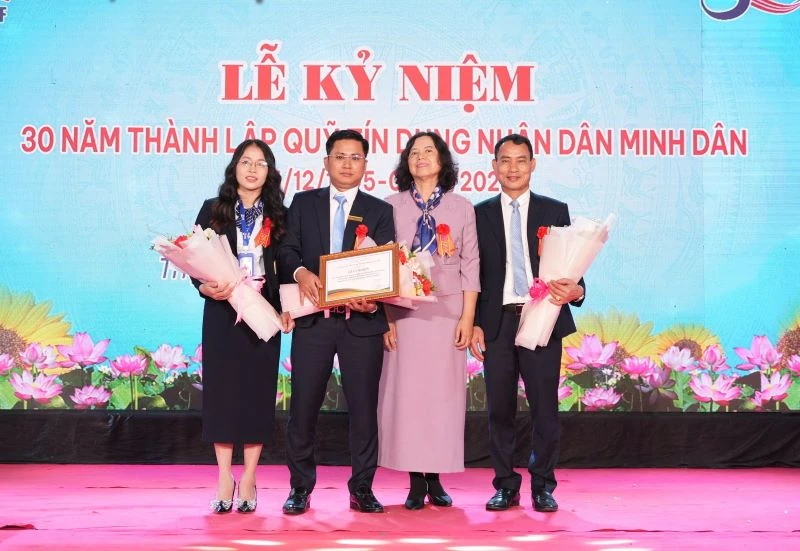 Quỹ tín dụng Nhân dân Minh Dân kỷ niệm 30 năm thành lập