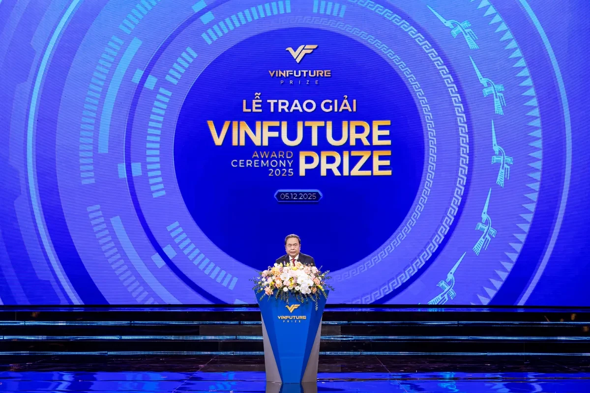 Giải thưởng Chính VinFuture 2025 vinh danh nghiên cứu vaccine HPV