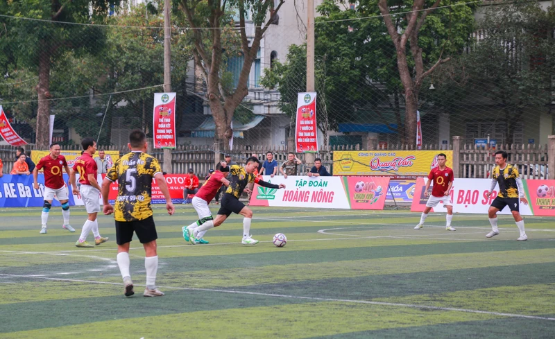 Khai mạc Giải bóng đá 7 người O40 tỉnh Thanh Hóa mùa thứ 3, năm 2025