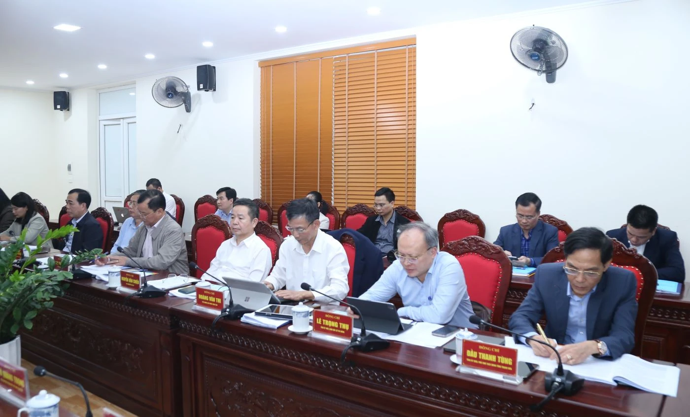 Chủ tịch UBND tỉnh Nguyễn Hoài Anh làm việc với Sở VH,TT&DL về tình hình thực hiện nhiệm vụ giai đoạn 2021-2025