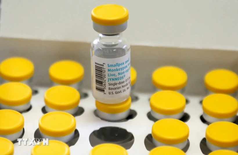 Anh ghi nhận ca đầu tiên nhiễm chủng mới của virus đậu mùa khỉ ở người