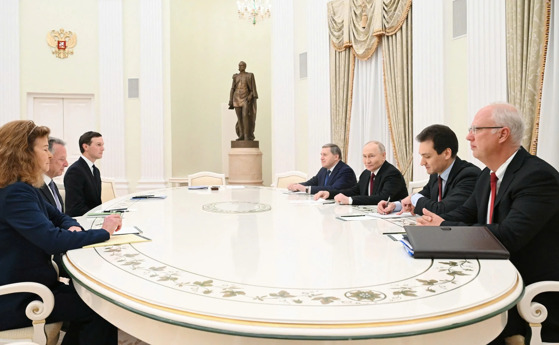 Xung đột Nga-Ukraine năm 2025: Ngoại giao bế tắc và cấu trúc quyền lực mới