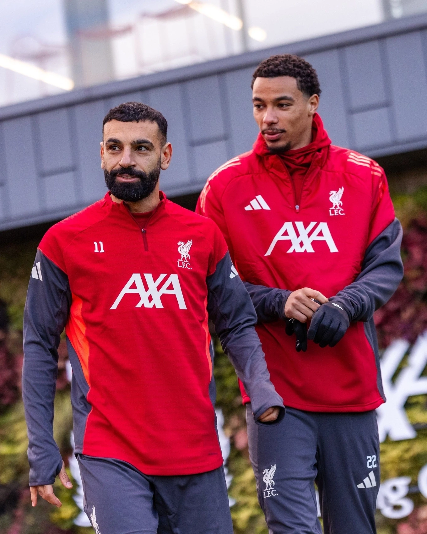 Nữ Việt Nam thua Philippines 0-1, HLV Mai Đức Chung: “Đáng lẽ phải hòa”; MU nhảy vọt lên vị trí thứ 6