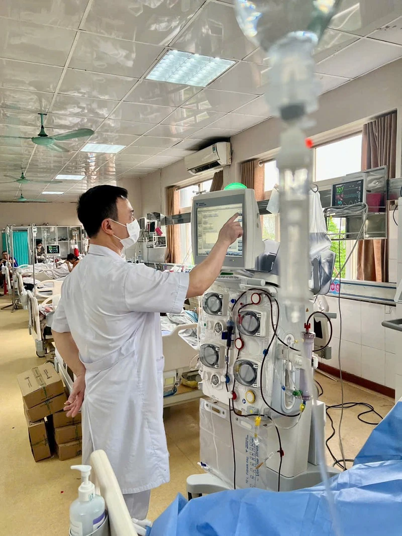 Cứu sống bệnh nhân sốc nhiễm khuẩn suy đa tạng nguy kịch