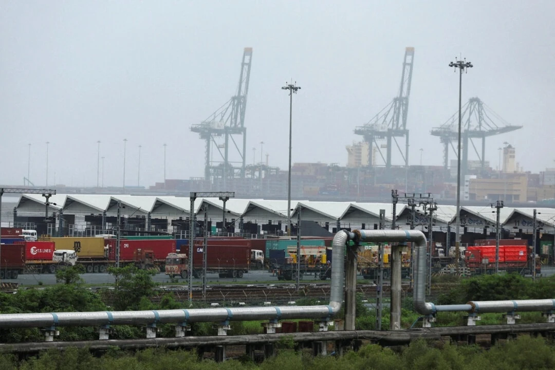 Các nghị sĩ Mỹ thúc đẩy chấm dứt mức thuế 50% đối với hàng hóa Ấn Độ