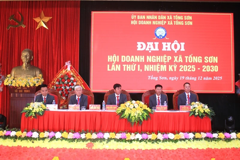 Cộng đồng doanh nghiệp xã Tống Sơn phát huy sức mạnh đoàn kết, góp sức xây dựng quê hương giàu mạnh