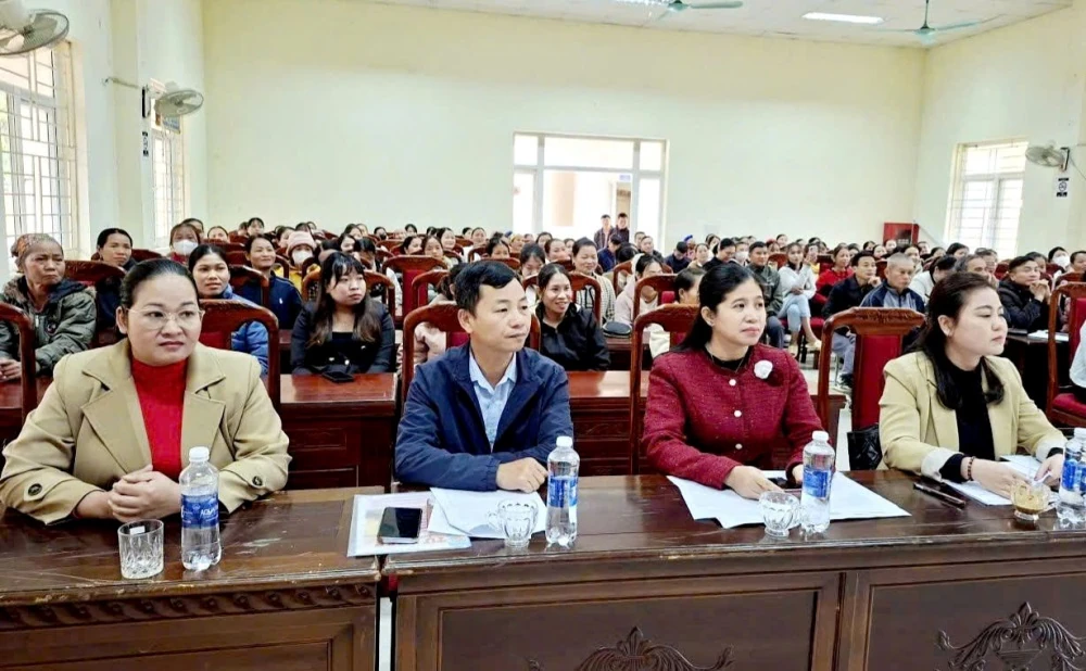 Xã Phú Xuân: Truyền thông phòng, chống bạo lực trên cơ sở giới và đối thoại chính sách