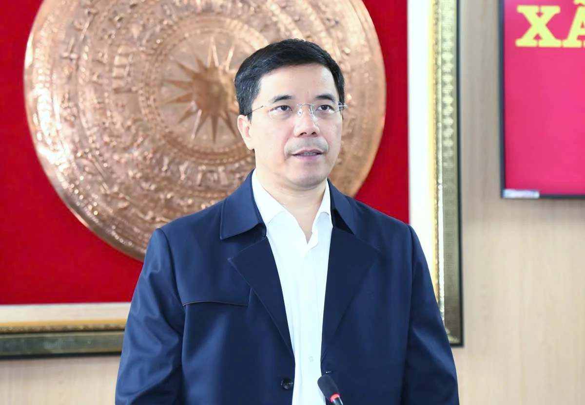 Phó Bí thư Thường trực Tỉnh ủy Nguyễn Hồng Phong thăm, làm việc tại xã Hoằng Tiến và Hoằng Lộc