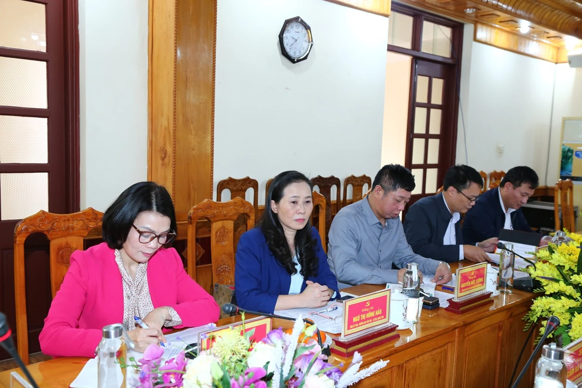 Phó Bí thư Thường trực Tỉnh ủy Nguyễn Hồng Phong thăm, làm việc tại xã Thường Xuân