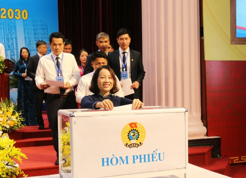 Phiên thứ nhất Đại hội Công đoàn tỉnh Thanh Hóa lần thứ XXI, nhiệm kỳ 2025-2030